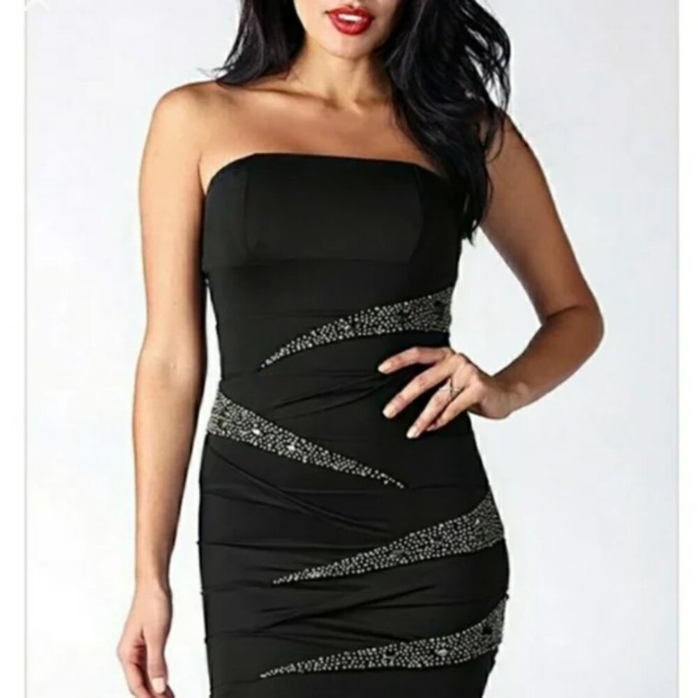 🖤✨ NikiBiki Black Strapless Beaded Bodycon Mini Dress – Size M ✨🖤